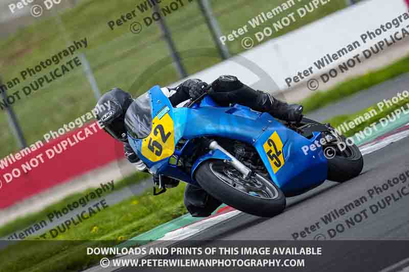 donington no limits trackday;donington park photographs;donington trackday photographs;no limits trackdays;peter wileman photography;trackday digital images;trackday photos